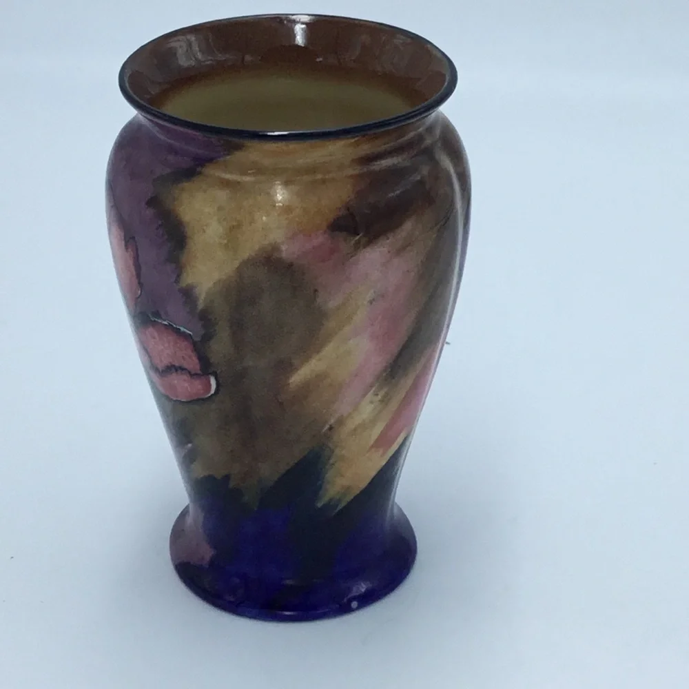 HK Tunstall English Vase